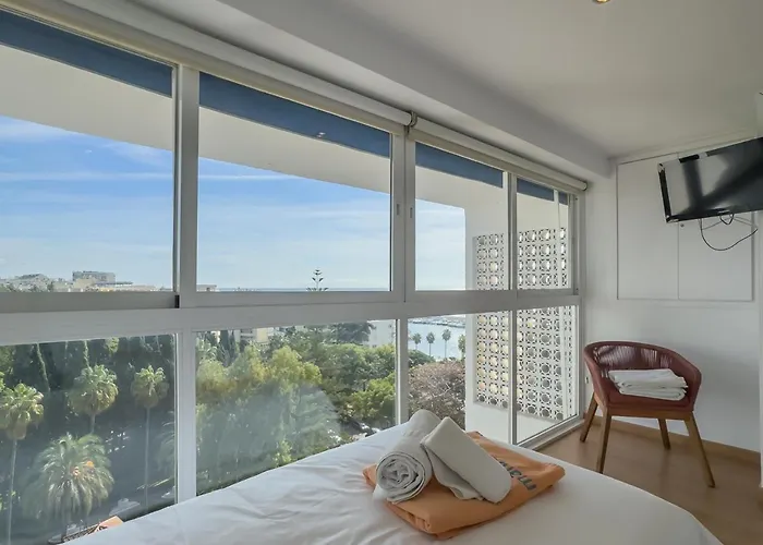 Skol 510a Front Line 2 Bedrooms Appartement *